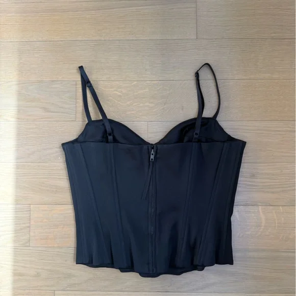 Aritzia dazzle satin blazer - Picture 3 of 4